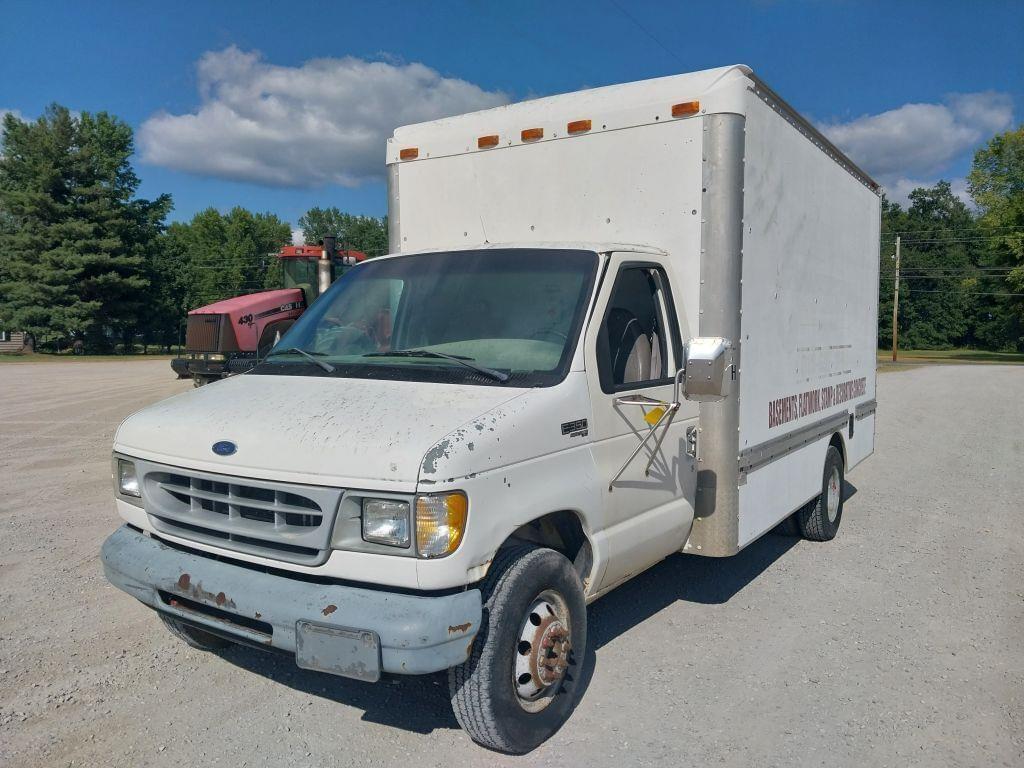 Image of Ford F-350 Primary image
