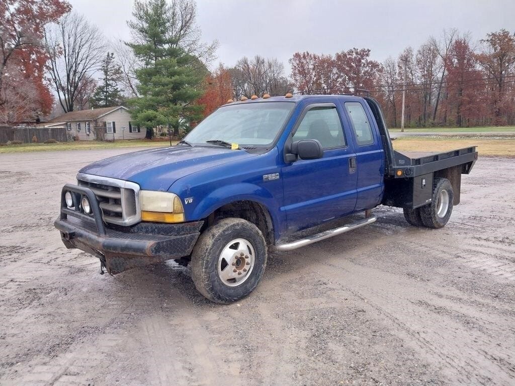 1999 Ford F-350 Equipment Image0
