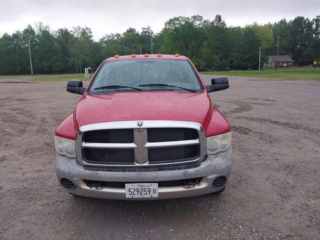 Image of Dodge Ram 3500 equipment image 1