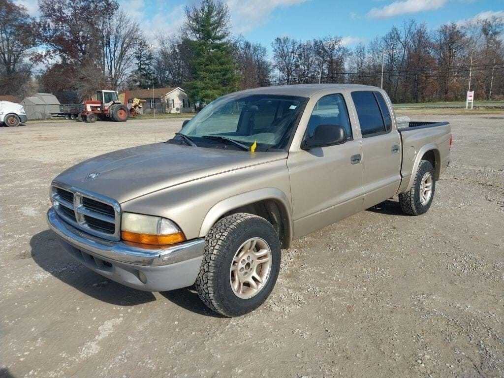 2003 Dodge Dakota Equipment Image0