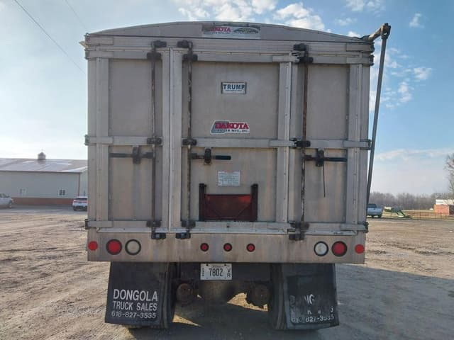 Image of Chevrolet C8500 equipment image 4