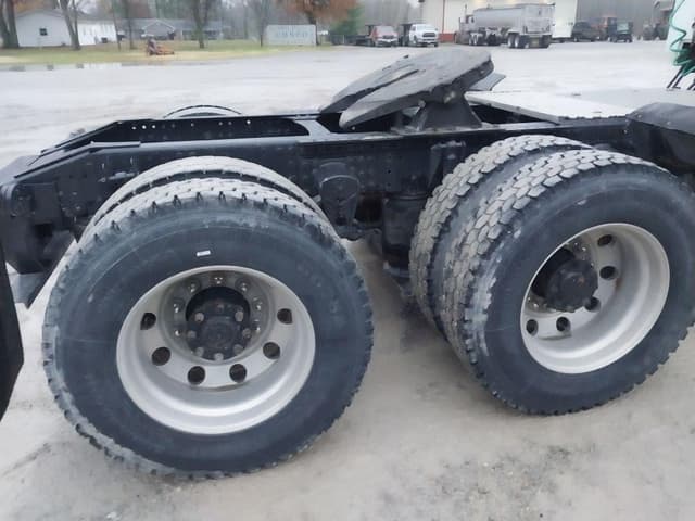 Image of Mack CXN613 equipment image 4