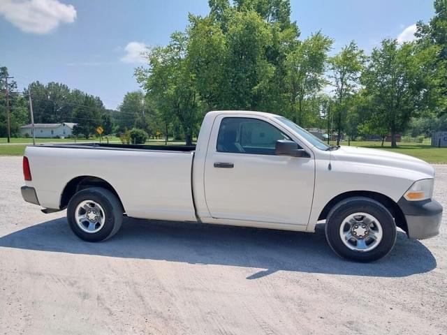 Image of Dodge Ram 1500 equipment image 3