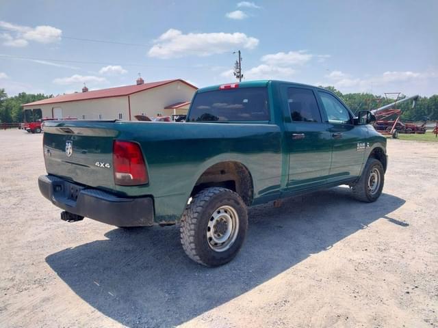 Image of Dodge Ram 350 equipment image 4