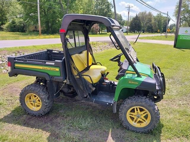 Image of John Deere XUV 825M equipment image 2
