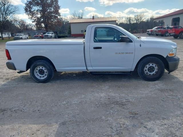 Image of Dodge Ram 1500 equipment image 3