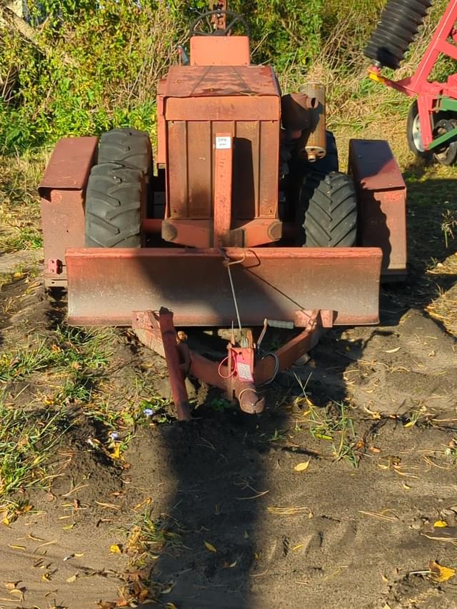 Image of Ditch Witch J20 equipment image 3