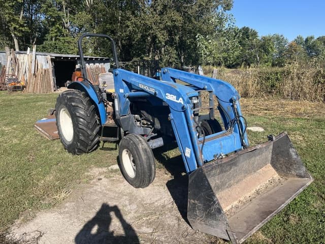 Image of New Holland TN65 equipment image 1