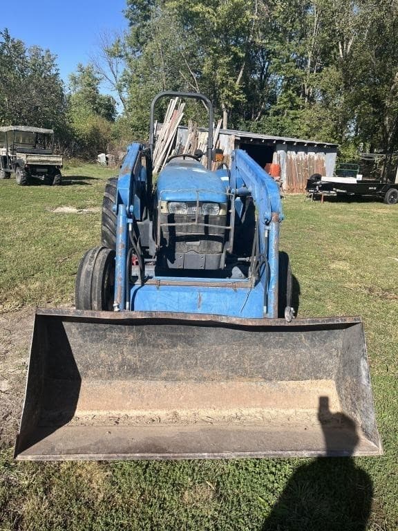Image of New Holland TN65 equipment image 2