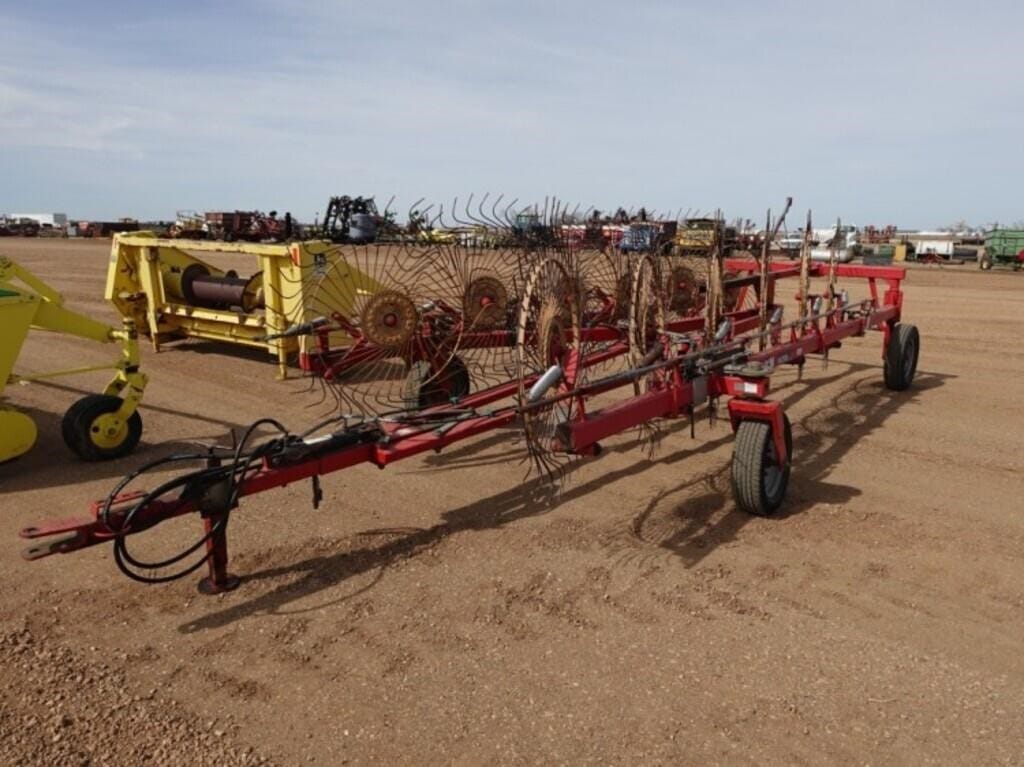 Tonutti V12 Equipment Image0