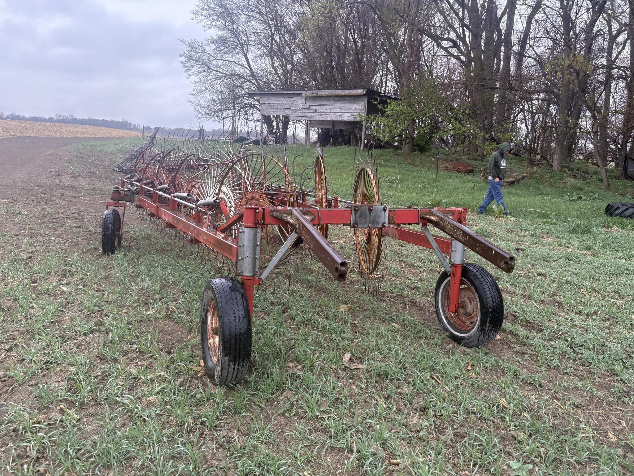 Tonutti V12 Equipment Image0