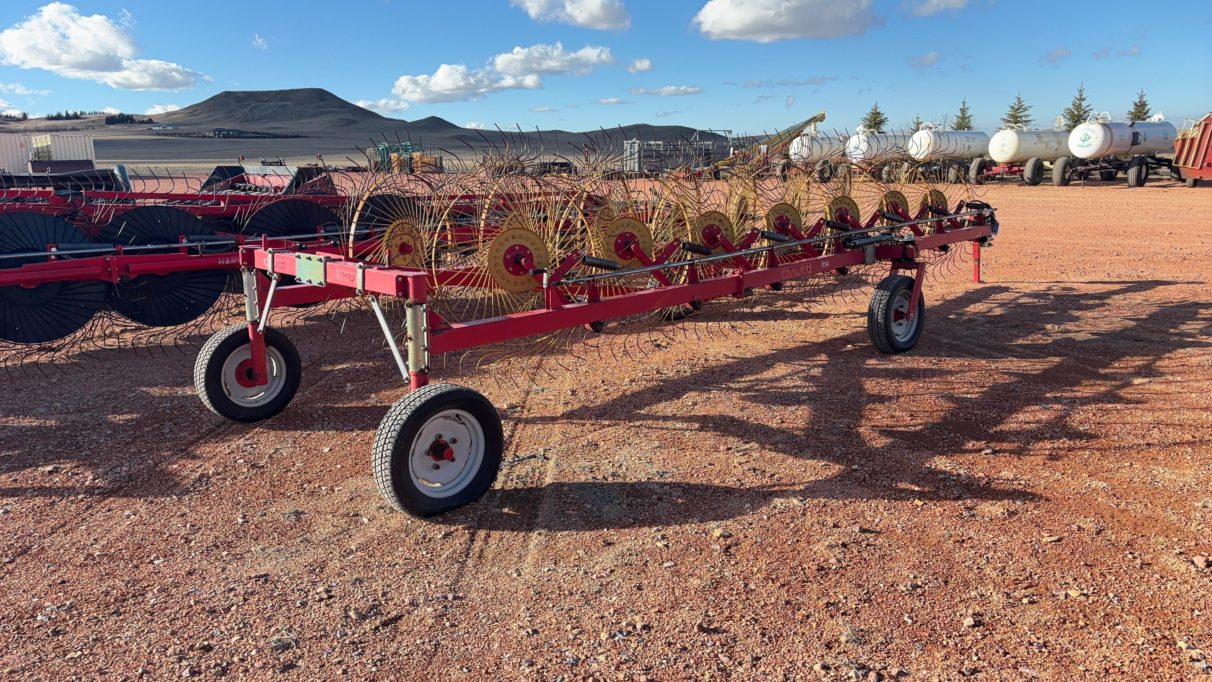 Tonutti V14 Equipment Image0