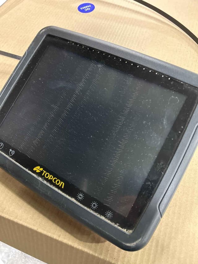 Image of Topcon X30 equipment image 4