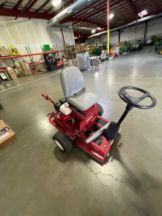 Image of Toro GreensPro 1240 equipment image 4