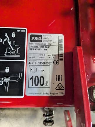 Image of Toro GreensPro 1240 equipment image 3