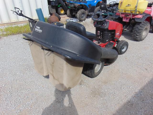 Image of Toro Wheel Horse equipment image 3
