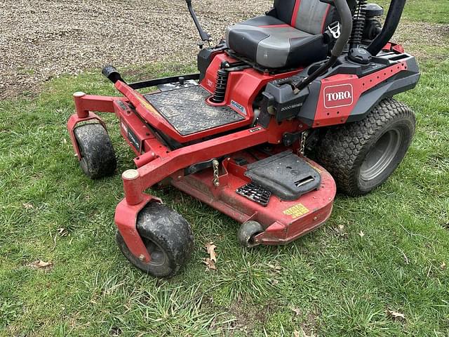 Image of Toro Titan HD 2000 Series equipment image 4