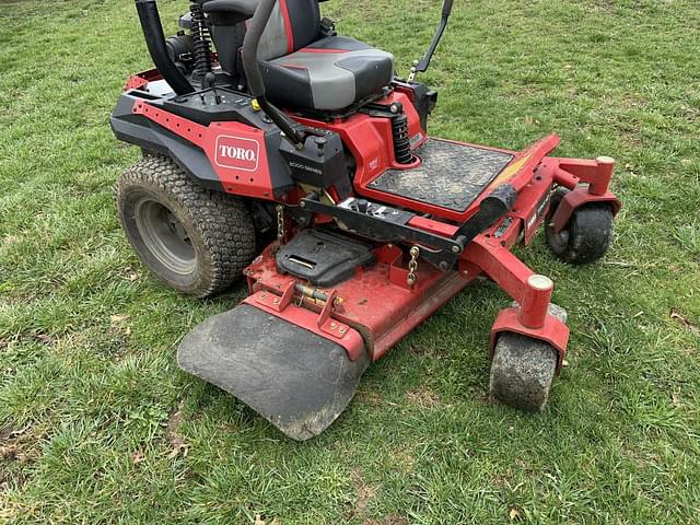 Image of Toro Titan HD 2000 Series equipment image 2
