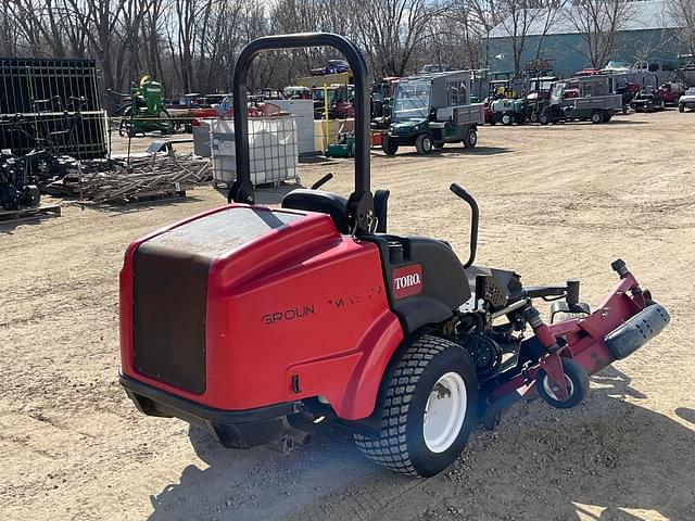 Image of Toro Groundsmaster 7210 equipment image 3