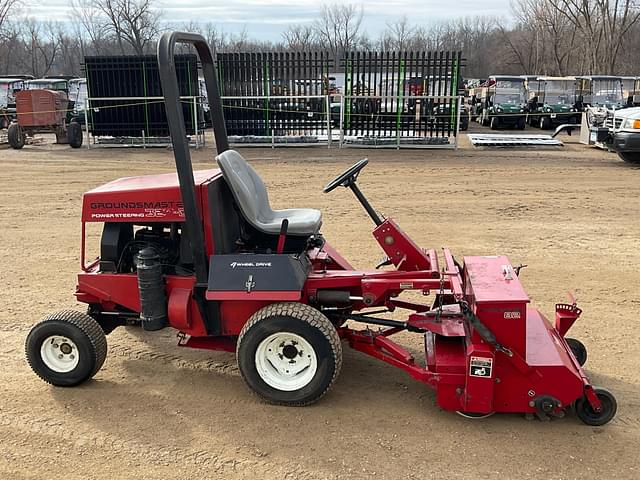 Image of Toro Groundsmaster 325-D equipment image 3