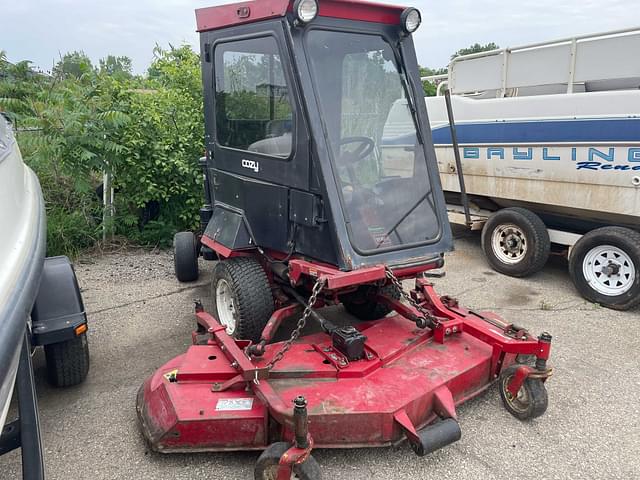 Image of Toro Groundsmaster 325-D equipment image 4
