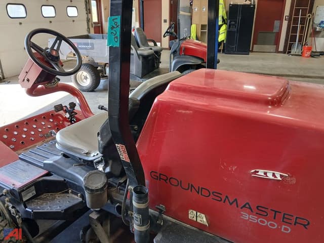 Image of Toro Groundsmaster 3500D equipment image 2