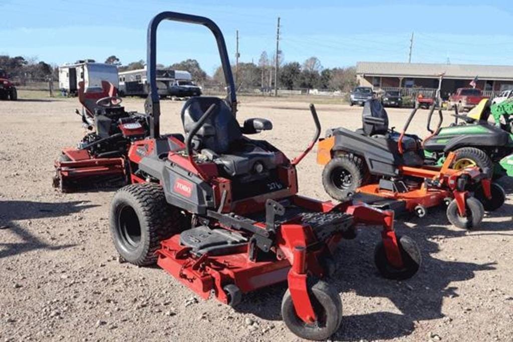 Toro 4000 Equipment Image0