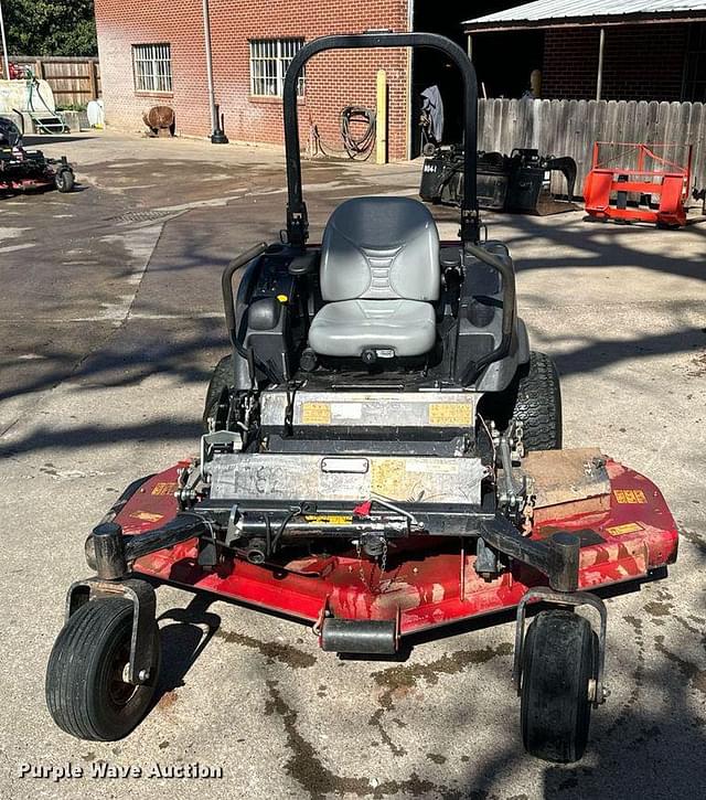 Image of Toro Groundsmaster 7210 equipment image 1