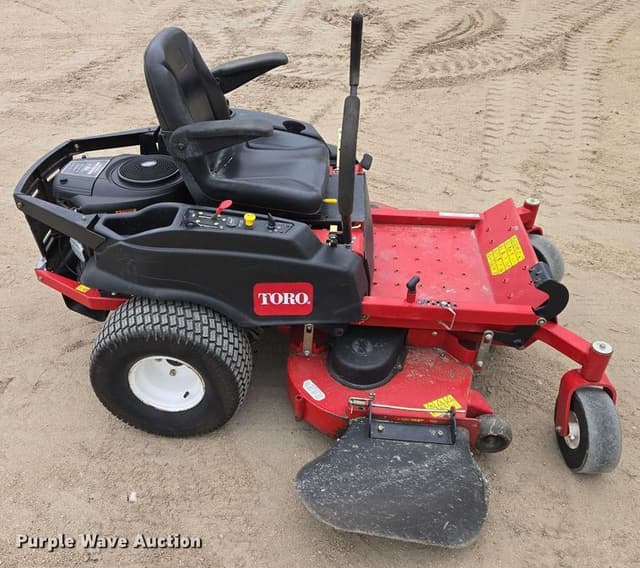 Image of Toro ZTR equipment image 3