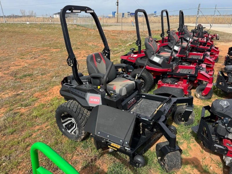 Toro Titan Max Equipment Image0