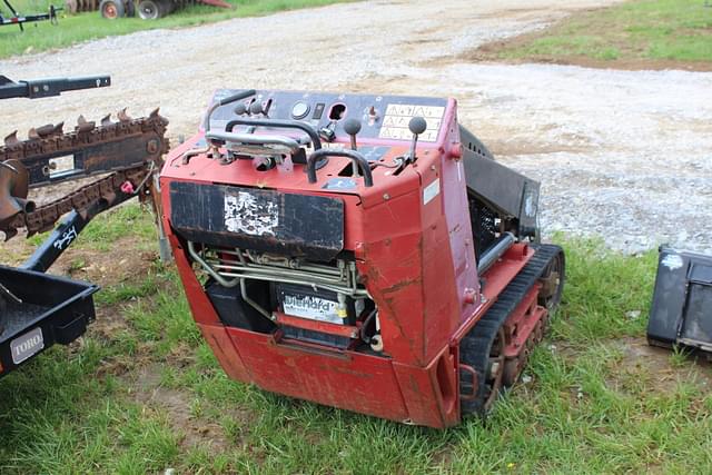 Image of Toro Dingo equipment image 2