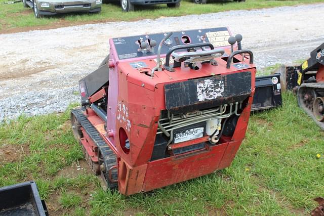 Image of Toro Dingo equipment image 3