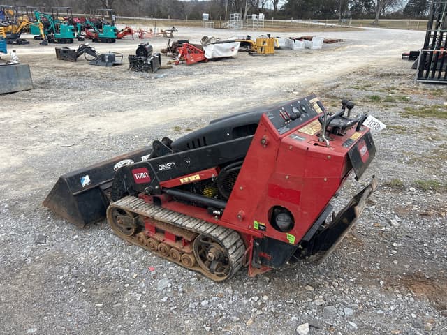 Image of Toro Dingo equipment image 4