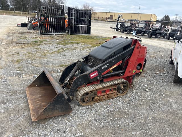 Image of Toro Dingo equipment image 3