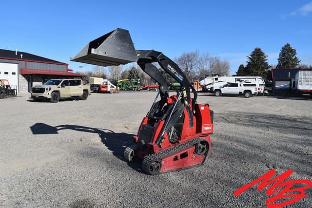 Image of Toro  Dingo TX-1000 equipment image 1