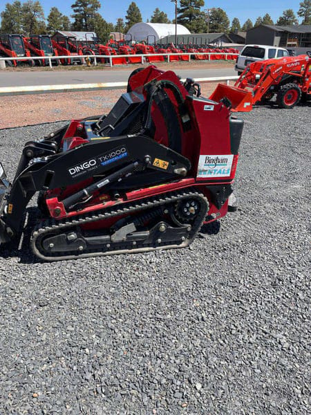 Toro  Dingo TX-1000 Equipment Image0