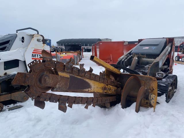 Image of Dingo TX425 equipment image 1