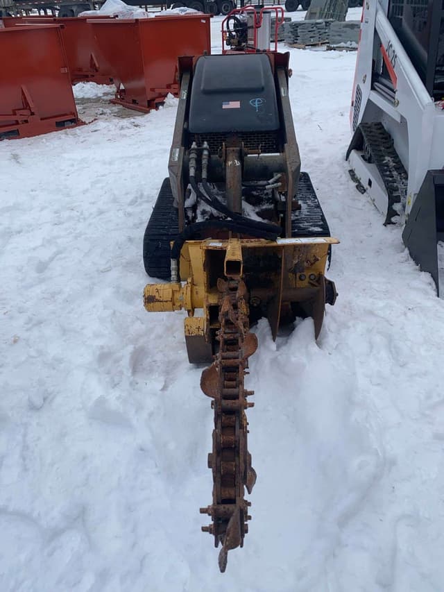 Image of Dingo TX425 equipment image 2