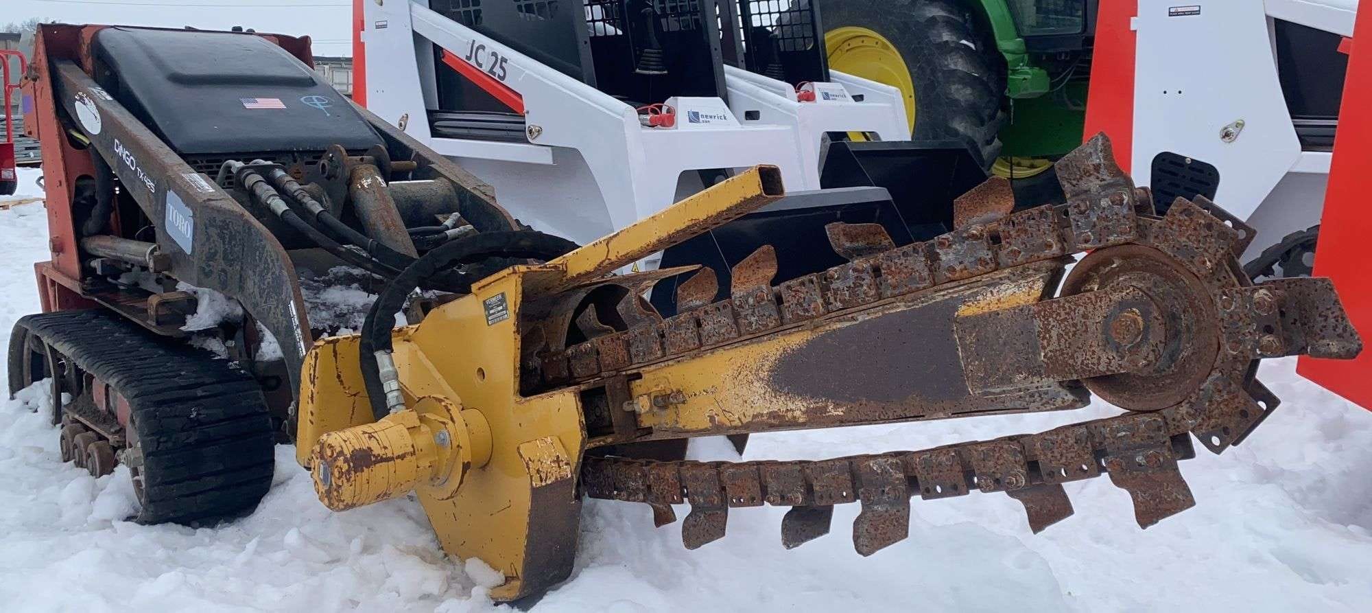 Dingo TX425 Equipment Image0