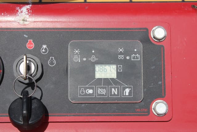 Image of Toro Dingo TX700 equipment image 4