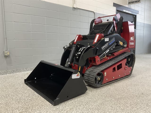 Image of Toro Dingo TX-1000 equipment image 1