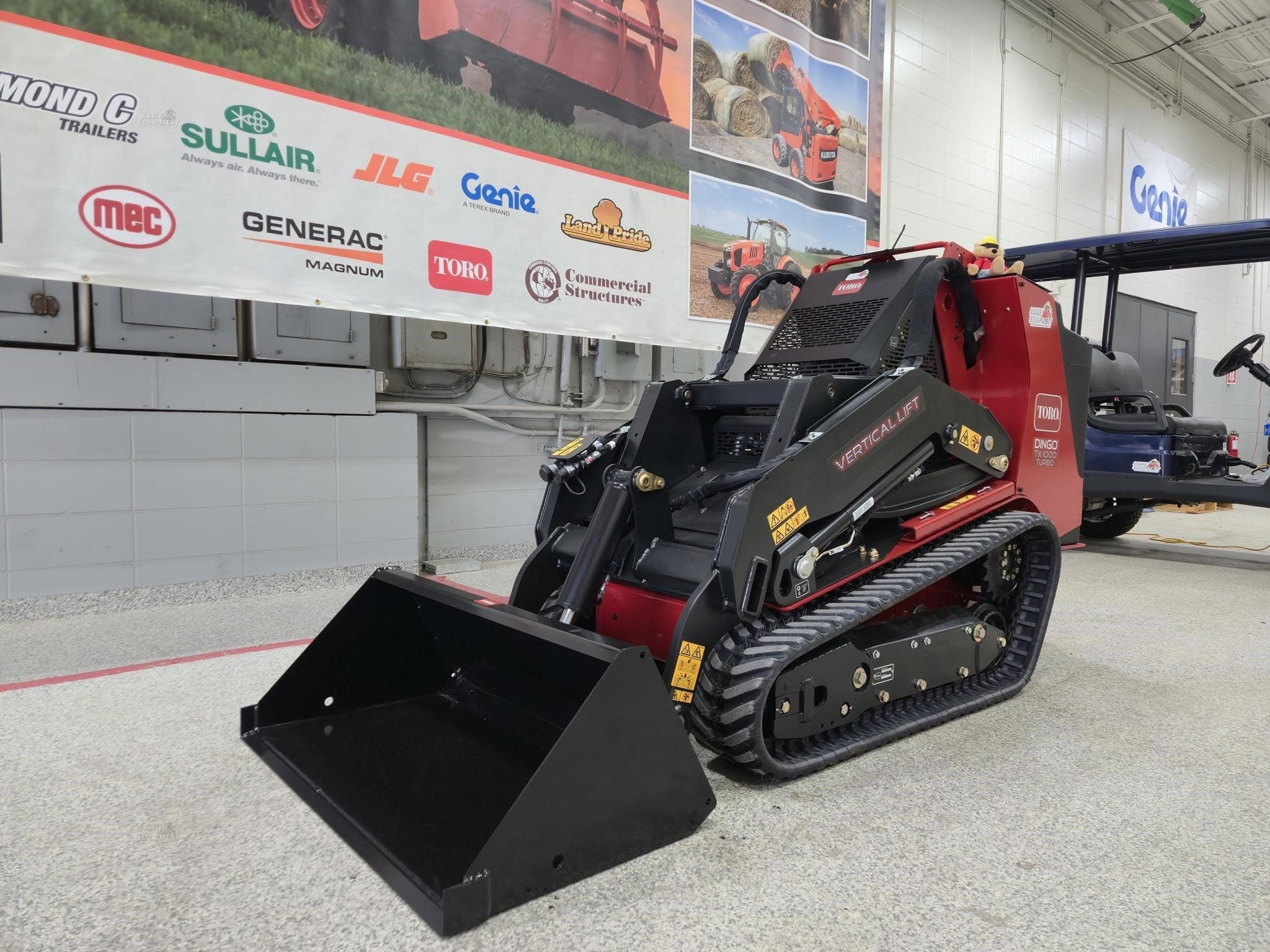 2026 Toro  Dingo TX-1000 Turbo Equipment Image0
