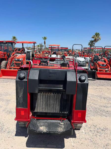 Image of Toro Dingo TXL2000 equipment image 3