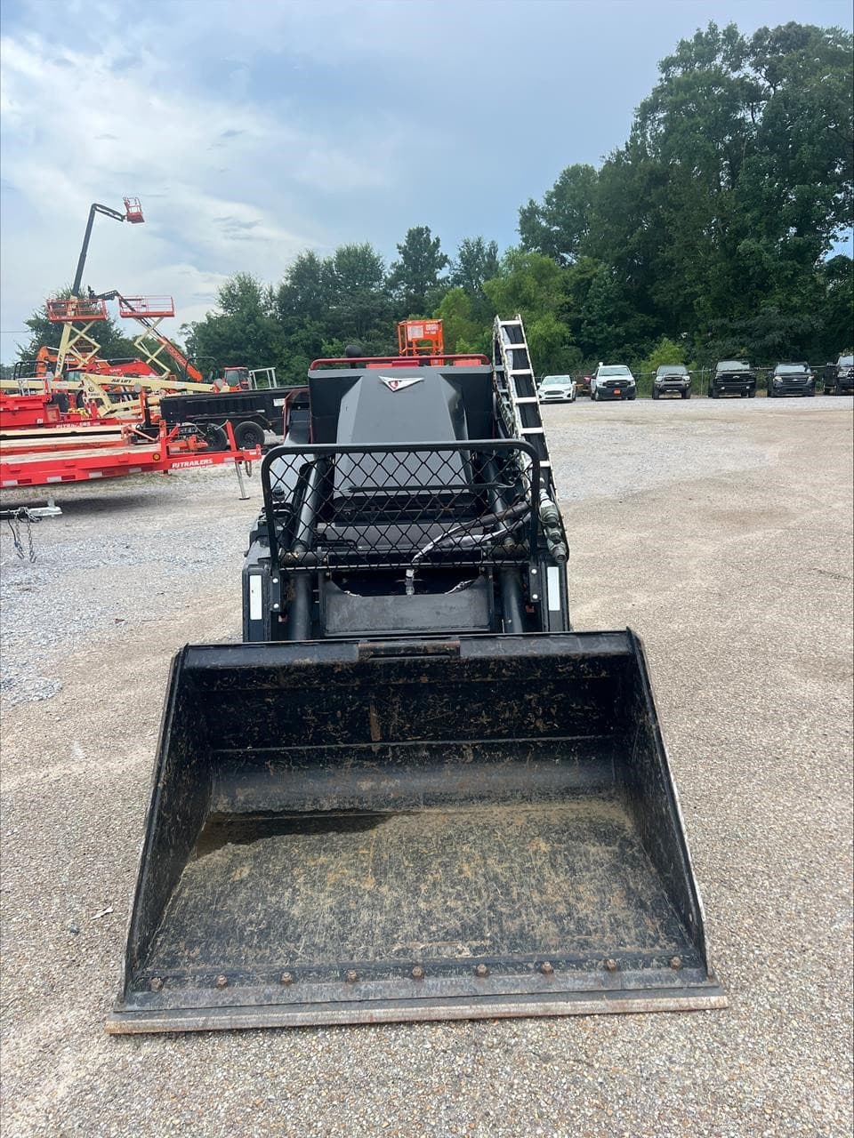 Image of Toro Dingo TXL2000 Image 1