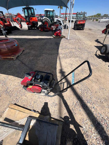 Toro FP-2200 Equipment Image0