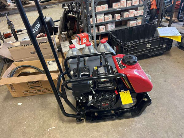 Toro FP-2200 Equipment Image0