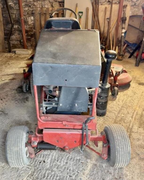 Image of Toro Groundsmaster 72 equipment image 3