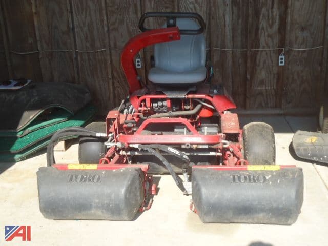 Image of Toro GREENSMASTER 3050 equipment image 3
