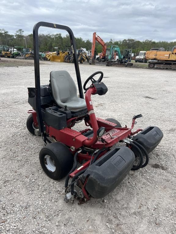Image of Toro Greensmaster 3150 equipment image 4