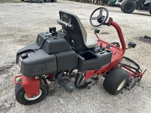 Image of Toro Greensmaster 3150 equipment image 3